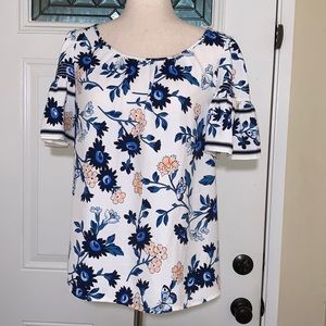 Ann Taylor floral bell sleeve top blouse size M
